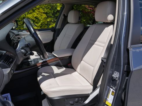 Used 2012 BMW X5 xDrive35d AWD/4WD image 33