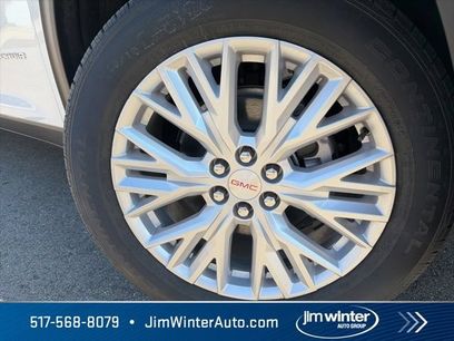 New 2026 GMC Acadia Elevation w/ Elevation Premium Package