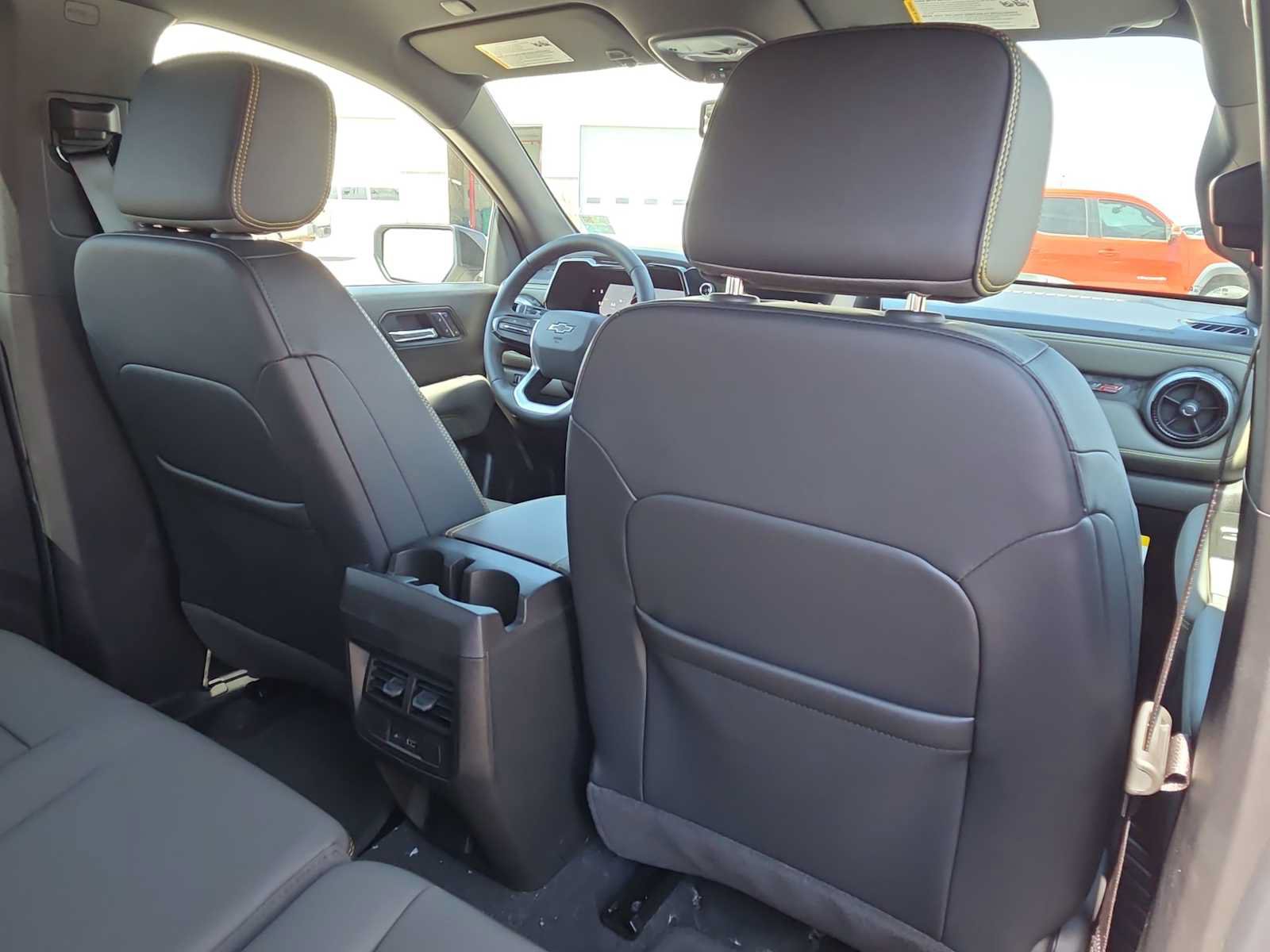 New 2026 Chevrolet Colorado ZR2 AWD/4WD image 16