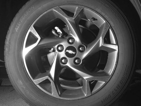 Used 2025 Chevrolet Trax LT FWD image 15