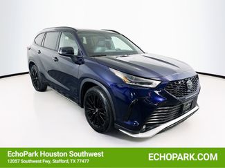Used 2024 Toyota Highlander XSE video 1