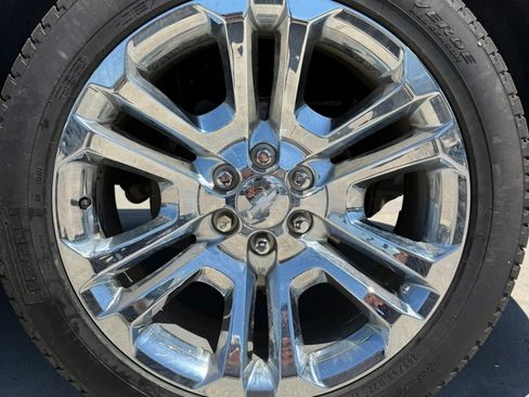 Used 2020 Chevrolet Tahoe Premier w/ Premier Plus Edition AWD/4WD image 9