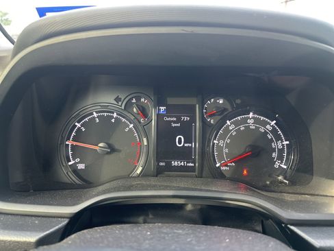 Used 2023 Toyota 4Runner SR5 AWD/4WD image 6