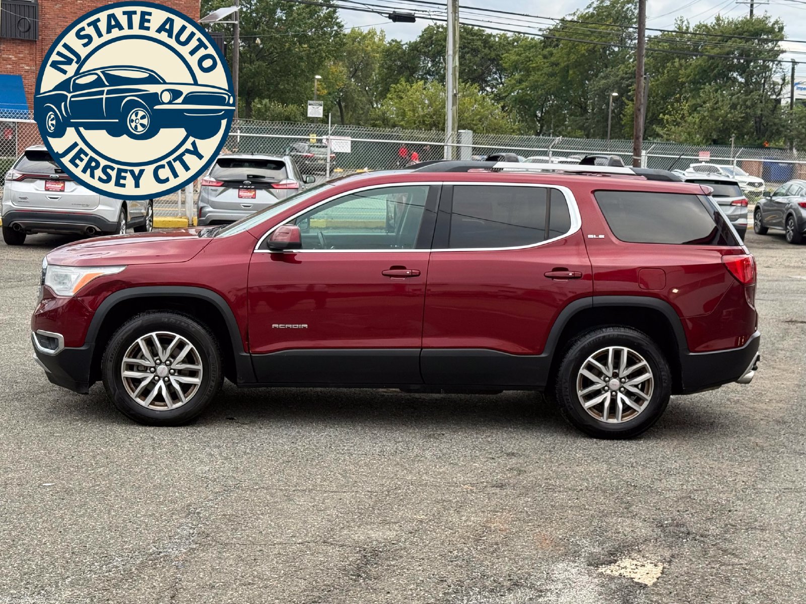 Used 2017 GMC Acadia SLE w/ Driver Alert Package I AWD/4WD image 13