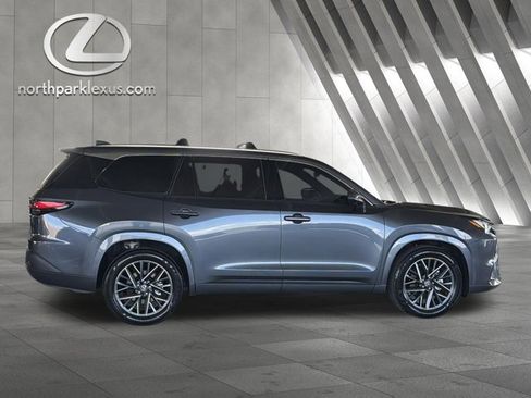 Certified 2025 Lexus TX 350 FWD w/ Technology Package image 4