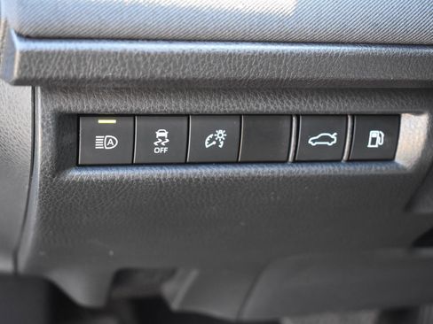 Used 2025 Toyota Camry LE image 21