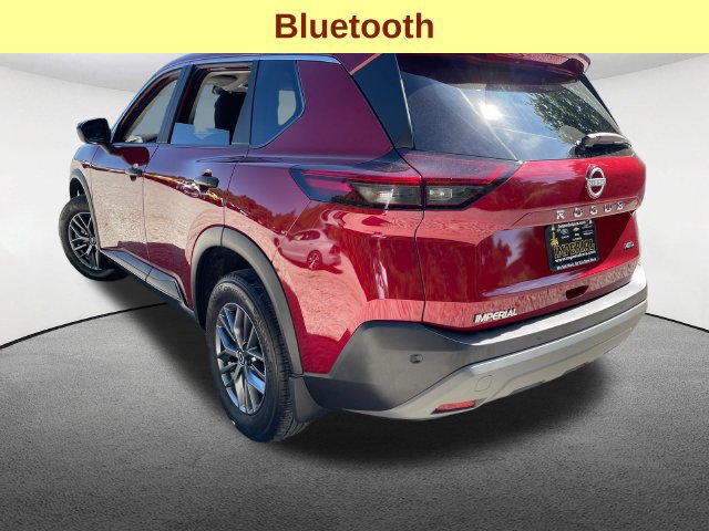 Used 2023 Nissan Rogue S AWD/4WD image 9