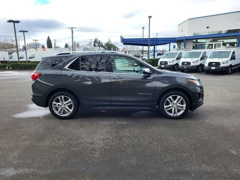 Used 2018 Chevrolet Equinox Premier image 8