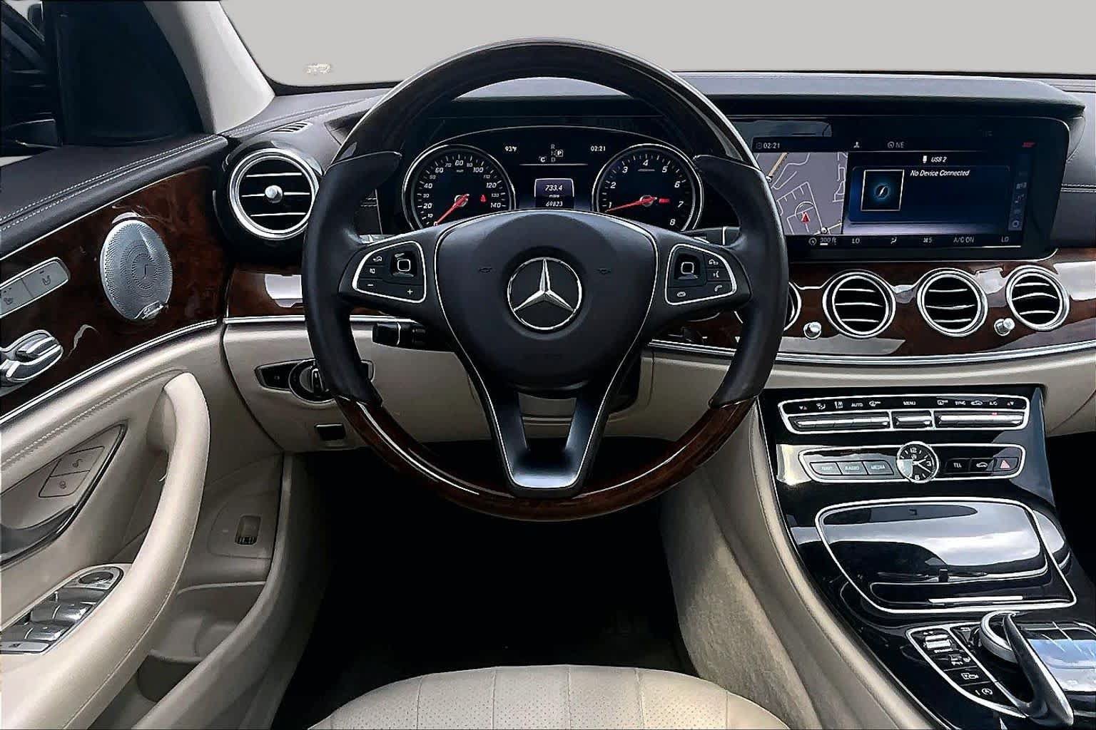 Used 2018 Mercedes-Benz E 300 image 6