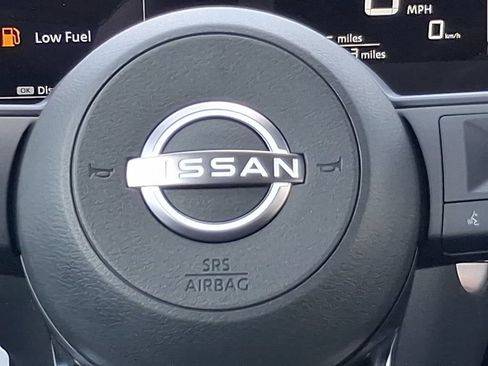 New 2026 Nissan Kicks SV w/ SV Premium Package FWD image 12