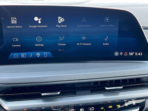 Used 2025 Cadillac XT4 Premium Luxury FWD image 22