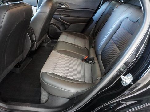 Used 2025 Chevrolet Trax LT image 14