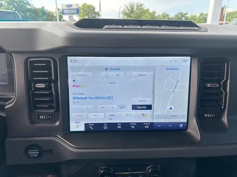 Used 2024 Ford Bronco Big Bend w/ Sasquatch Package AWD/4WD image 10