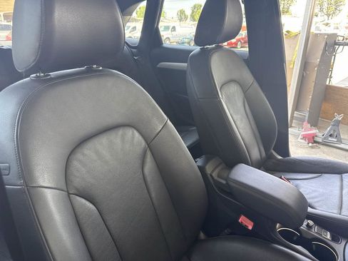 Used 2017 Audi Q3 2.0T Premium w/ Convenience Package FWD image 16