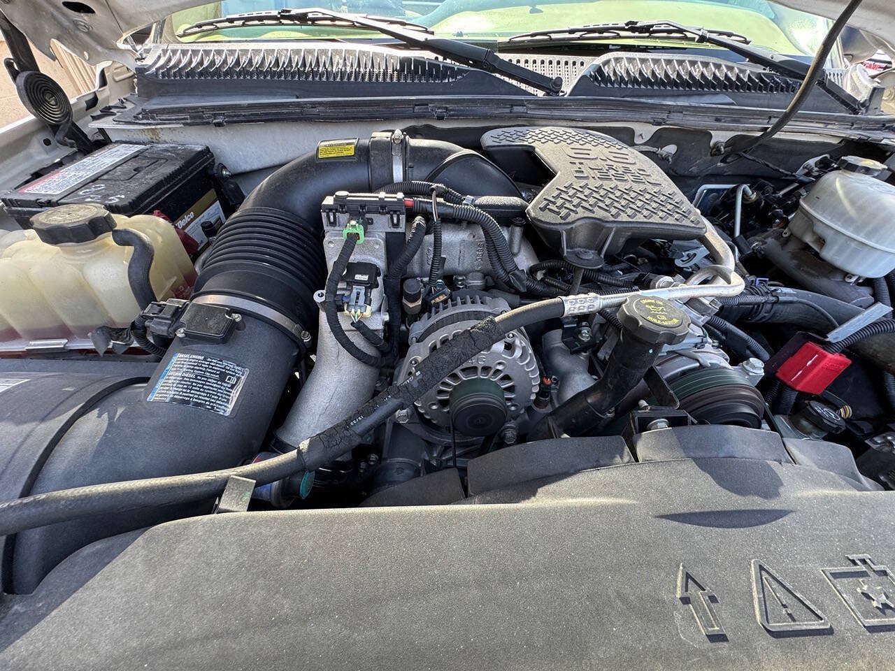 Used 2006 Chevrolet Silverado 2500 W/T w/ Heavy-Duty Power Package AWD/4WD image 28