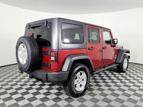 Used 2013 Jeep Wrangler Unlimited Sport AWD/4WD image 4