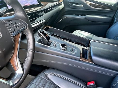 Used 2023 Cadillac Escalade Sport Platinum RWD image 15