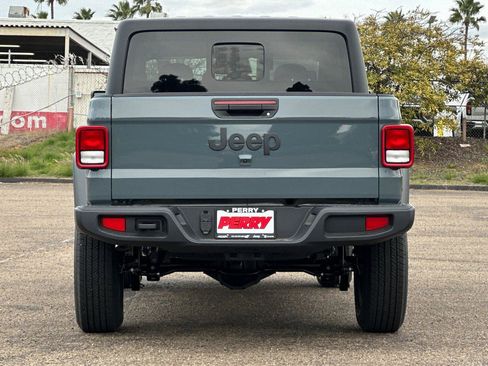 New 2026 Jeep Gladiator Sport image 5