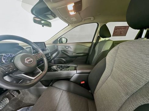 Certified 2023 Nissan Rogue SV FWD image 20