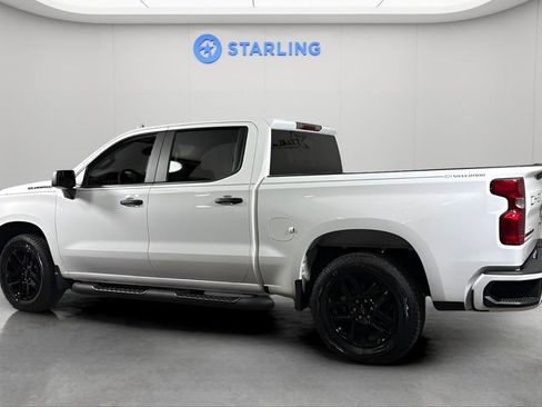 Used 2026 Chevrolet Silverado 1500 Custom w/ Turbomax Blackout Package RWD image 4