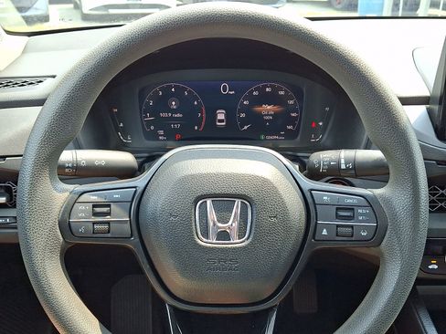 Used 2023 Honda Accord EX image 17