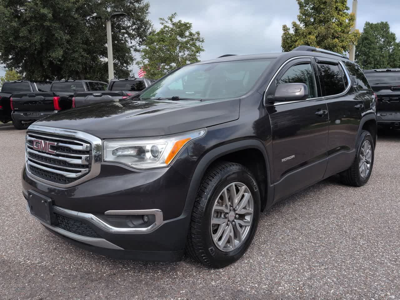 Used 2019 GMC Acadia SLE w/ Driver Alert Package I FWD image 2
