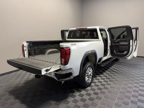 Used 2024 GMC Sierra 2500 Pro w/ Convenience Package AWD/4WD image 26