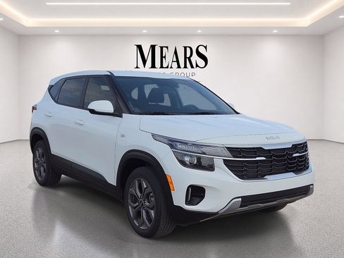 Used 2025 Kia Seltos LX AWD/4WD image 7