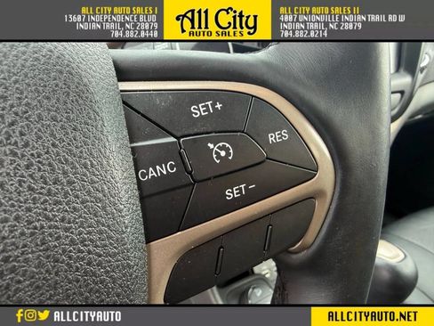 Used 2014 Jeep Cherokee Limited image 19