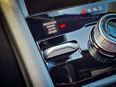 New 2025 Jeep Grand Cherokee Limited image 30