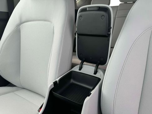 New 2025 Hyundai Kona SEL image 18