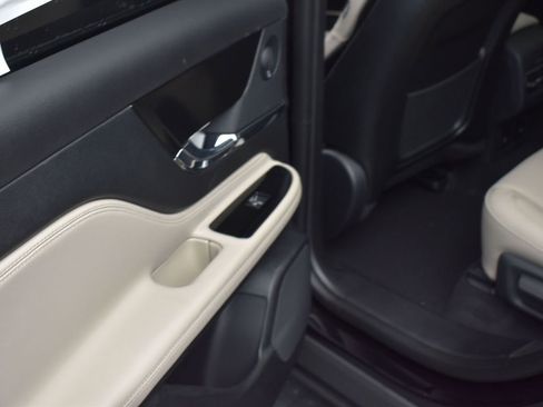 New 2026 Lincoln Corsair Grand Touring image 12