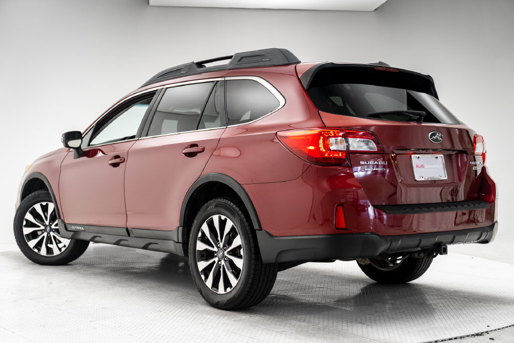 Used 2015 Subaru Outback 2.5i Limited AWD/4WD image 3