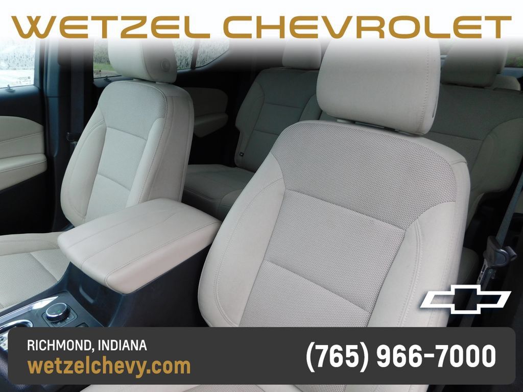 Certified 2023 Chevrolet Traverse LS FWD image 14
