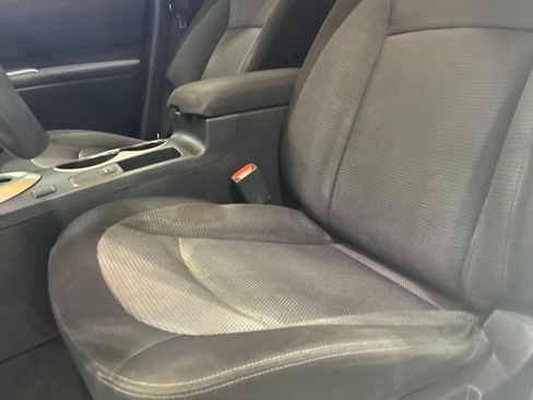 Used 2012 Nissan Rogue SV w/ Premium Pkg FWD image 14
