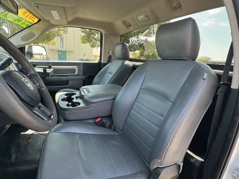 Used 2018 RAM 2500 Tradesman w/ Chrome Appearance Group RWD image 11