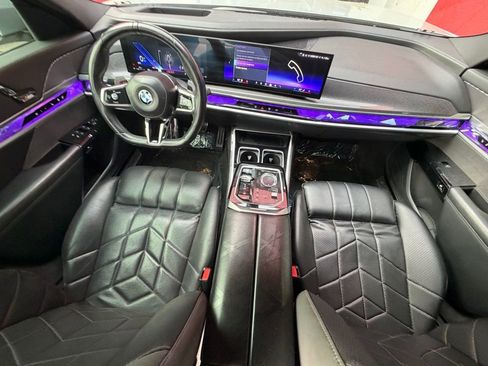 Used 2023 BMW 740i w/ Parking Assistance Package RWD image 24