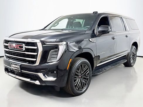 New 2026 GMC Yukon XL Elevation w/ LPO, Floor Liner Package image 1