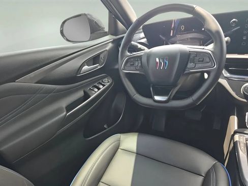 Used 2024 Buick Envista Sport Touring w/ Convenience I Package FWD image 15