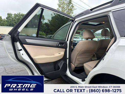 Used 2019 Subaru Outback 2.5i Premium AWD/4WD image 11