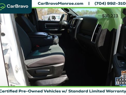 Used 2024 RAM 1500 Warlock AWD/4WD image 32