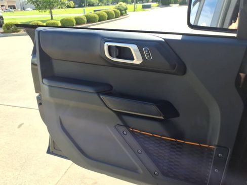 Used 2024 Ford Bronco Badlands AWD/4WD image 22