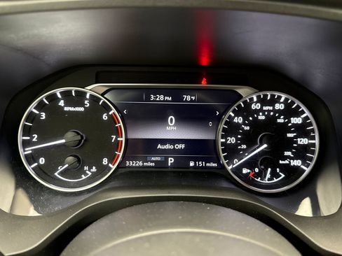 Used 2023 Nissan Rogue S AWD/4WD image 13