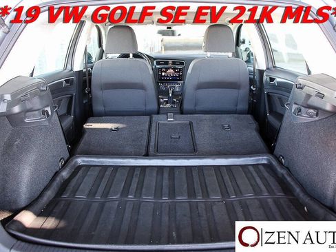 Used 2019 Volkswagen e-Golf SE w/ Driver Assistance Package image 34