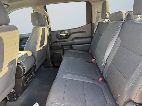 Used 2021 Chevrolet Silverado 1500 LT image 13
