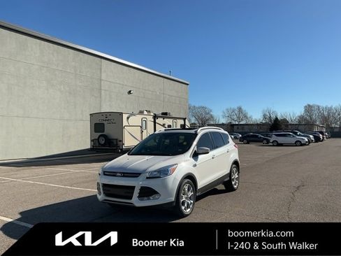 Used 2015 Ford Escape Titanium image 1