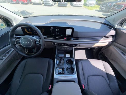 New 2026 Kia Carnival EX FWD image 39