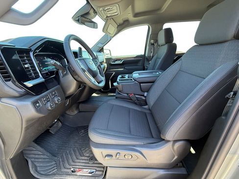 New 2026 Chevrolet Silverado 1500 LT image 9