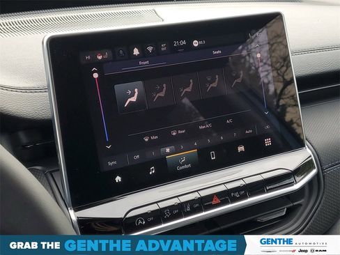 Used 2026 Jeep Compass Limited image 19