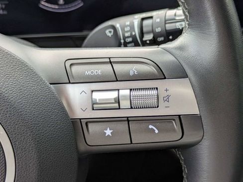 Used 2025 Hyundai Kona SEL AWD/4WD image 25